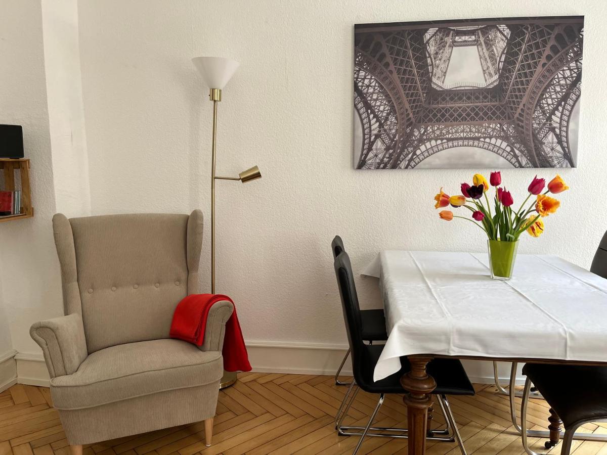 Haus Mittendrin นอยชตัดท์ อัน แดร์ ไวน์ชตราเซอ ภายนอก รูปภาพ